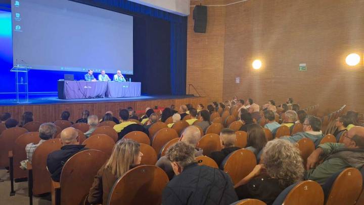 Diálogo, incertidumbre y distancia a mes y medio de la apertura del nuevo mercado en La Línea