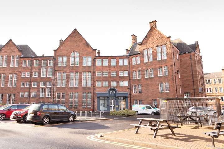 Edinburgh charities stick to desks despite hybrid hype