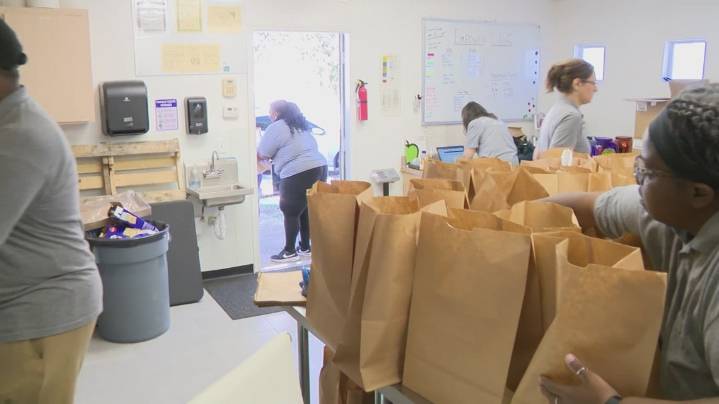 Pasadena food bank helps fight food insecurity