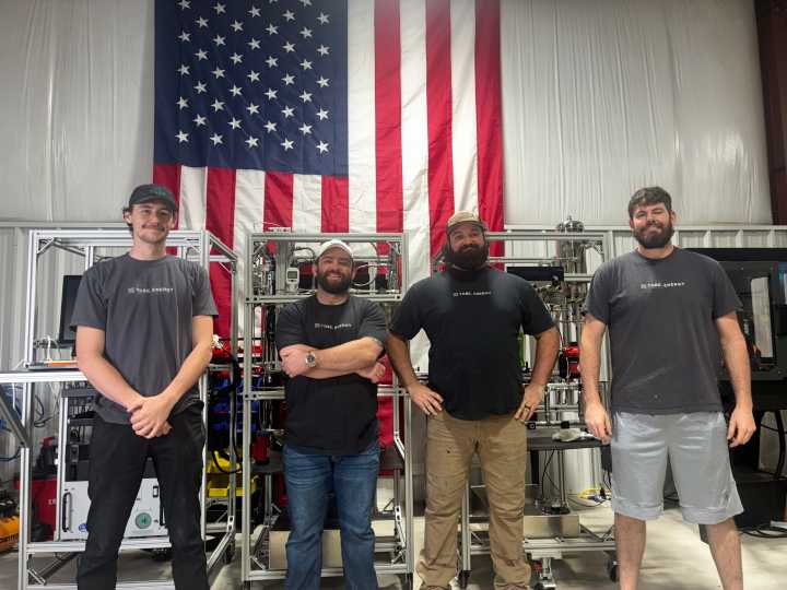 Tulsa engineer’s LED method splits hydrogen from oxygen efficiently