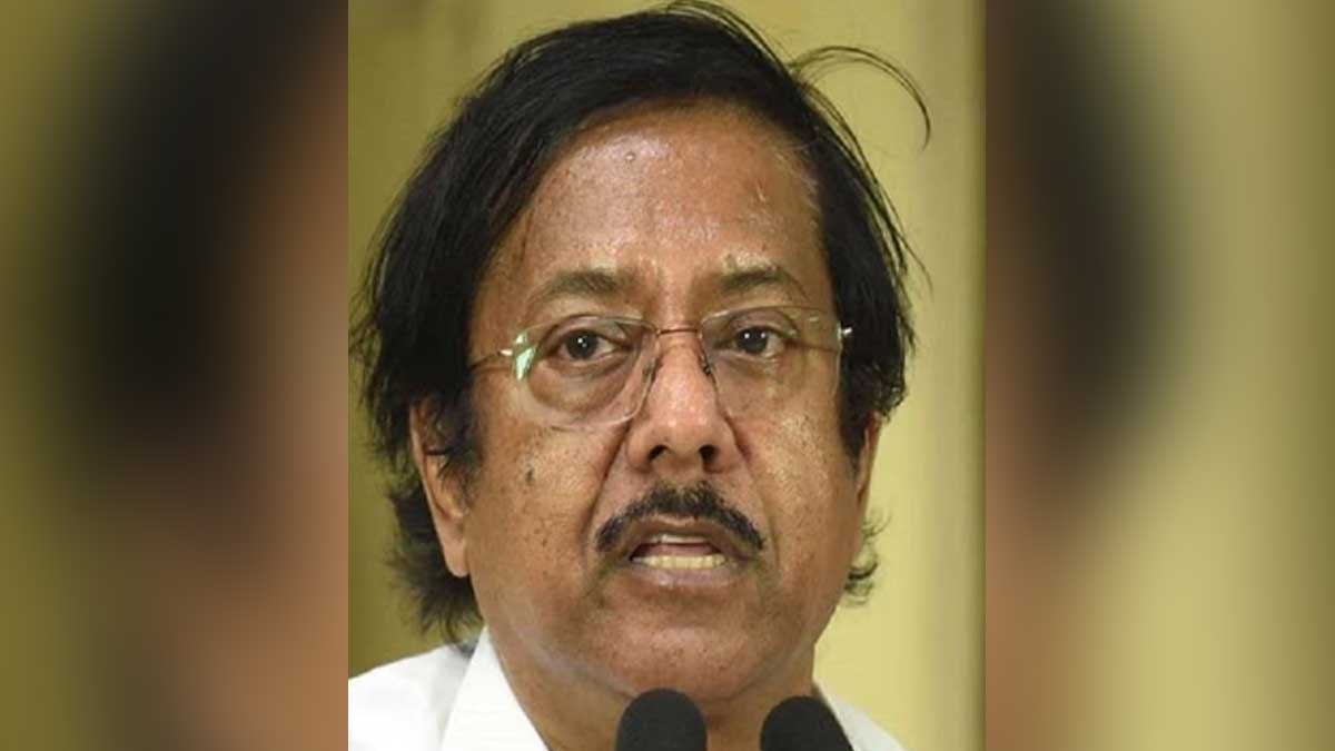Former West Bengal minister Jyotipriyo Mallick attacked outside his Kolkata home