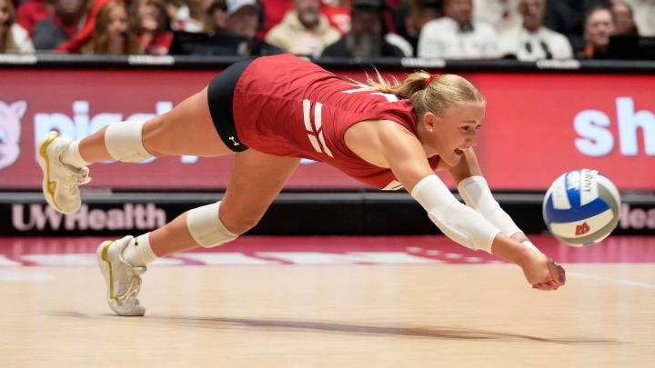 Women's College Volleyball Bracketology: Top seedings, bracket watch and more