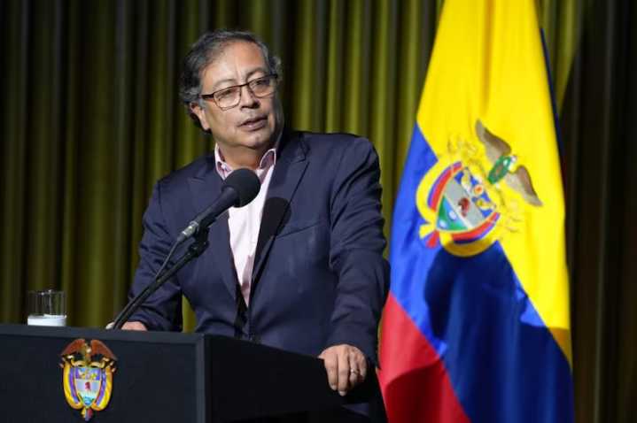 Gustavo Petro pide a la OEA investigar presuntas violaciones de derechos humanos en el Caribe