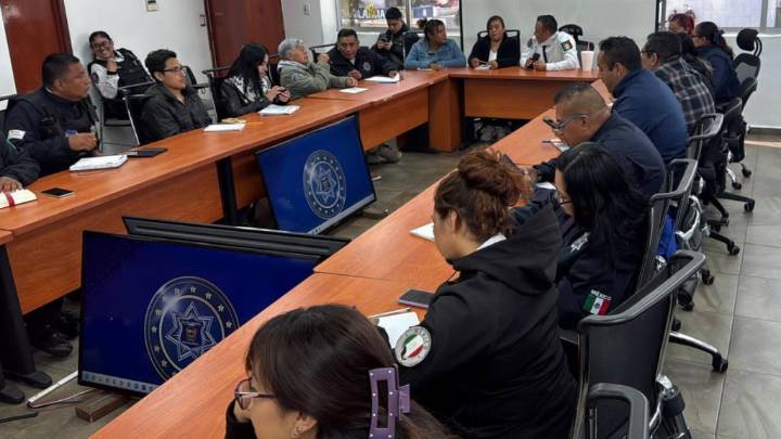 Para profesionalizar y dignificar el trabajo policial, la UNAM imparte curso gratuito de inglés a elementos de Nezahualcóyotl