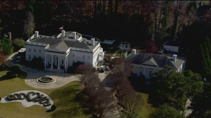 Report: Replica of White House up for sale in metro Atlanta