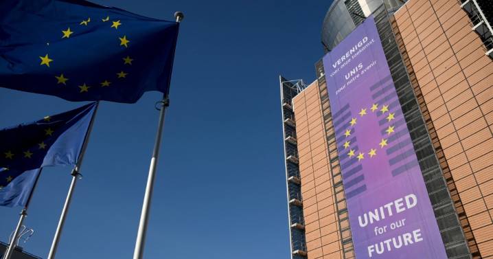 EU moves to ease AI, privacy rules amid pressure from Big Tech, Trump