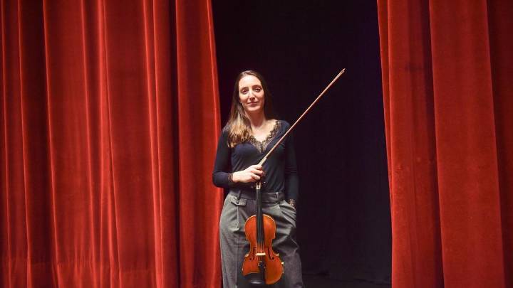 Olatz Ruiz de Gordejuela, concertino de la OSG: «Lo que estoy viviendo con la Sinfónica es un sueño»