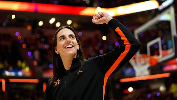 Caitlin Clark to make USA Basketball senior national team camp debut in December