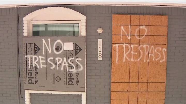 New Texas laws aimed at stopping squatters, speeding up eviction process