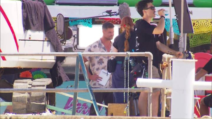 Gold Coast turns Hollywood for Chris Hemsworth film shoot