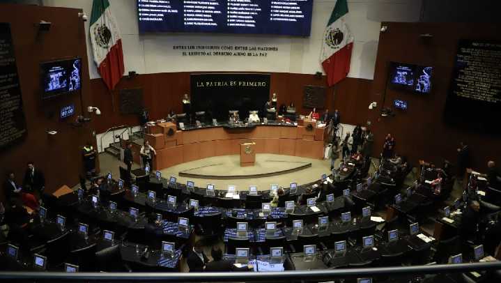 Inicia sesión en Senado; oposición no fue informada