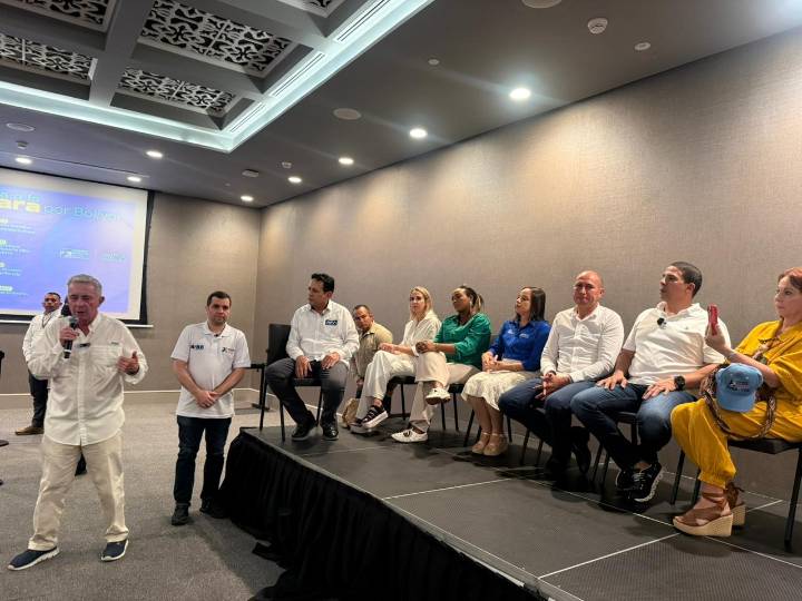 Centro Democrático y MIRA inscriben primera lista del país para la Cámara de Bolívar