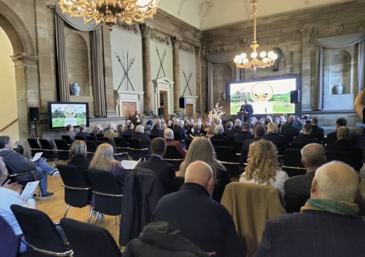 Police extend invitation for community vigil honouring road traffic victims in Warwickshire | Local News 