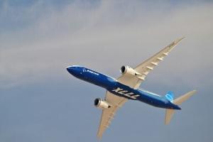 Emirates orders 65 more Boeing 777X planes despite delays