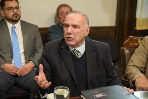 Noel Breard: “Pagamos la amortización de deuda de este año y la del próximo”