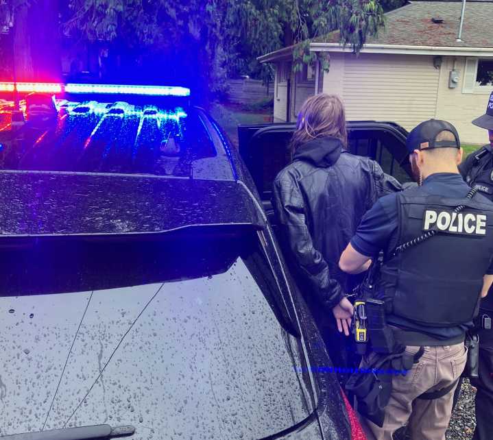 27-year-old Edmonds man arrested for child sex abuse