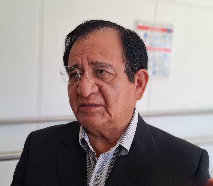 Para evitar destituidos, Alcalde pide bajar aumento salarial a directores en Celaya