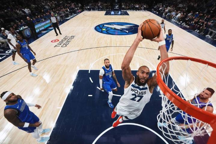 Timberwolves logran su 5ta victoria en seis juegos al vencer 120-96 a los Mavericks con bajas – Chicago Tribune