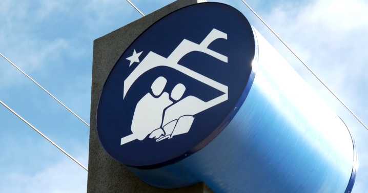 Anchorage School District offers regalia workshops for storm