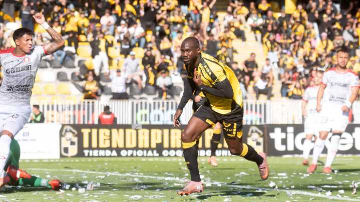 Coquimbo Unido logra su primera estrella tras vencer a Unión Calera y se consagra campeón del fútbol chileno