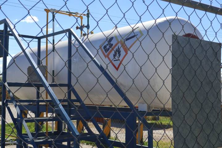 Desabasto de gas afecta negocios, dueños han invertido más de 10 mil pesos para laborar