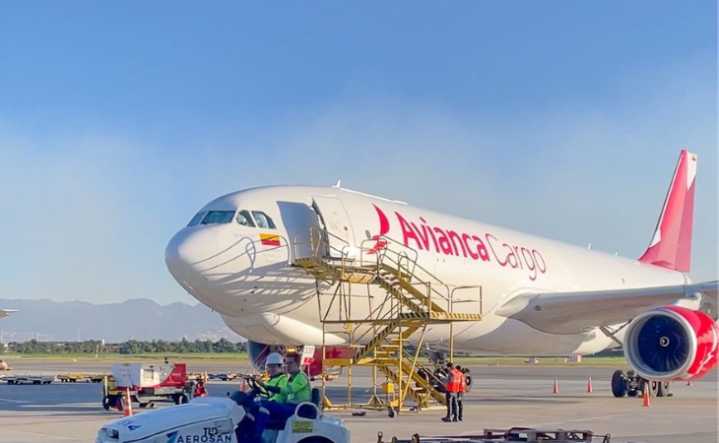 Avianca reprograma vuelos a Caracas por alerta aérea de EE. UU.