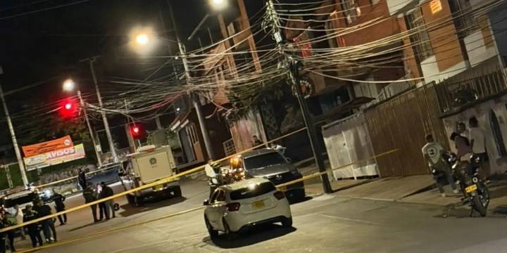 ACRIBILLADO EN PLENA VÍA PÚBLICA