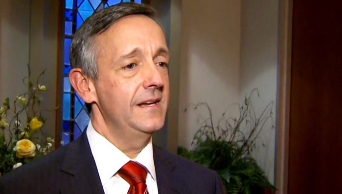'Even If I Have To Die With You, I Will Never Deny You,' Robert Jeffress Assures Trump