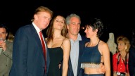Epstein menciona en un correo que Trump pasó "horas" en su casa con una de las víctimas