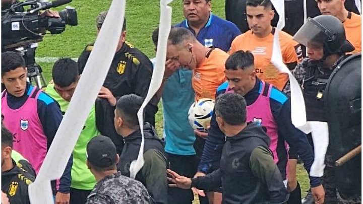 Desestimaron la denuncia del árbitro del partido de Deportivo Madryn en cuartos de final