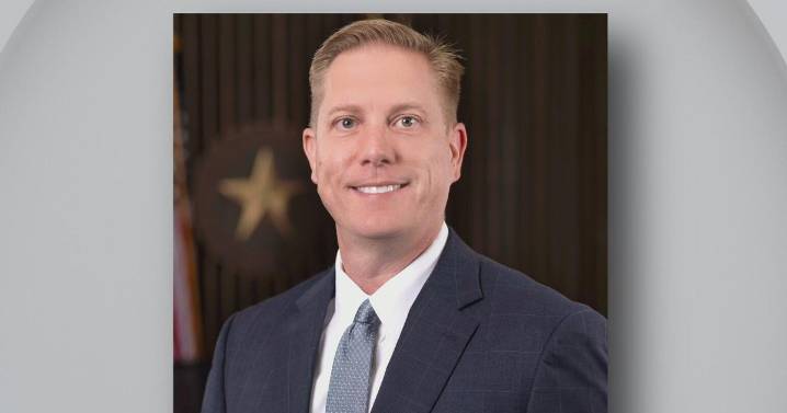 Grapevine-Colleyville ISD superintendent resigns amid budget shortfalls