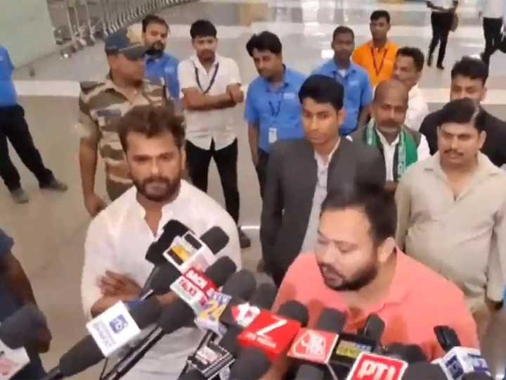 Tejashwi Yadav poses questions for EC after 1st phase