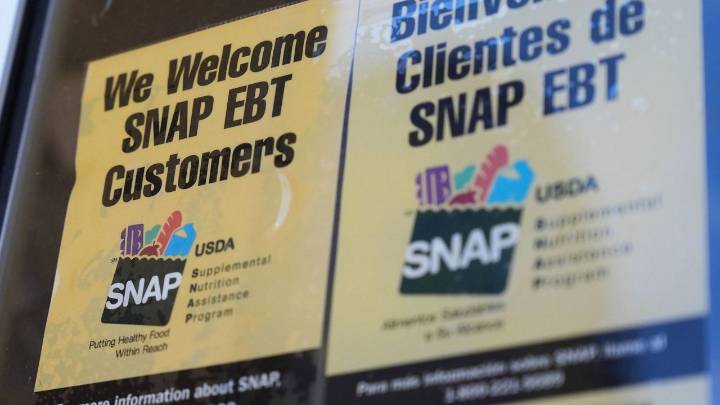 Official: SNAP recipients to get food payments by Monday
