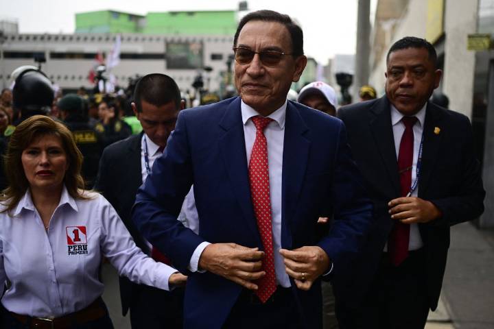 Martín Vizcarra, ex presidente de Perú, es condenado a 14 años de cárcel por corrupción
