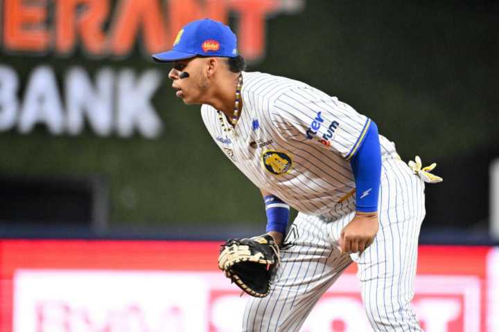 TRANSACCIONES. 8 movimientos de 4 equipos para empezar el fin de semana