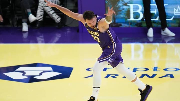 After Luka Doncic called special court 'dangerous,' Lakers playing NBA Cup game on normal court