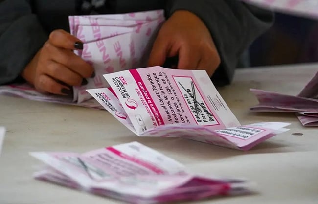 Asegura Morena que juntar elección y revocación de mandato en 2027 es para ‘ahorrar’