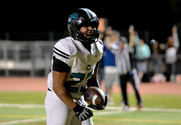 After six lead changes, Christopher holds off Lincoln