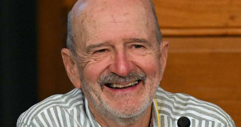 Why a comedian was at the centre of Whitlam's sacking