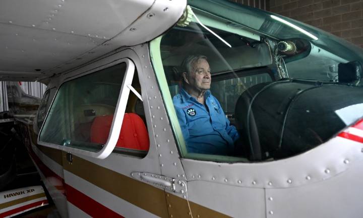 92-year-old wants pilot's license back to rescue abused dogs