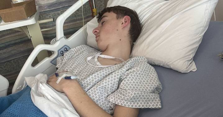Teen handed blackened pieces of his own lungs in a bag after vaping 'all day every day'