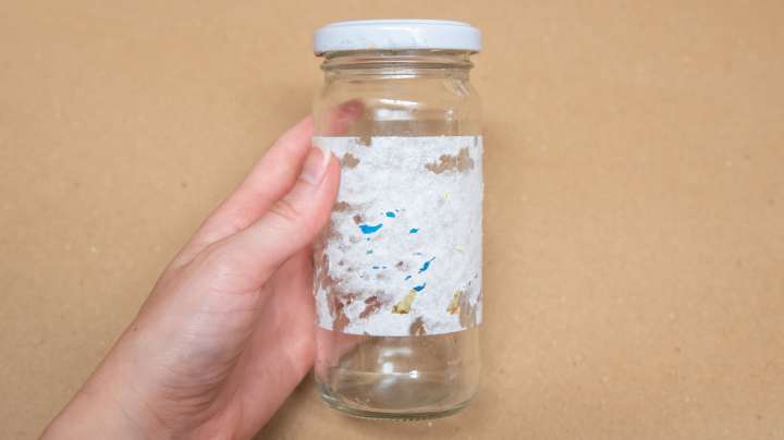 13 Household Ingredients That Can Remove Stickers (And Residue) From Glass Jars