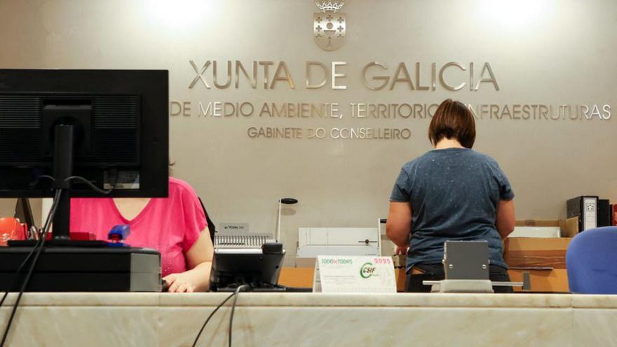 Los empleados públicos de la Xunta podrán cobrar en enero un plus de hasta 1.000 euros