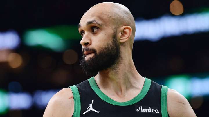 Joe Mazzulla Raves About Derrick White After Celtics Beat Pistons