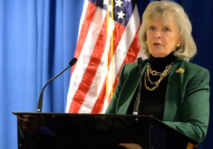 Martha Layne Collins, first woman elected as governor of Kentucky, dies at 88