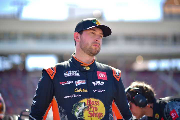 Chase Briscoe Faces Back-to-Back Championship Blows in Cursed Phoenix Race Chase Briscoe’s luck ran out at Phoenix as a late flat tire make it difficult amid the championship run. Here’s what went wro