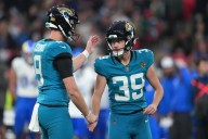 Deadspin | Jags' Cam Little breaks NFL record with 68-yard field goal