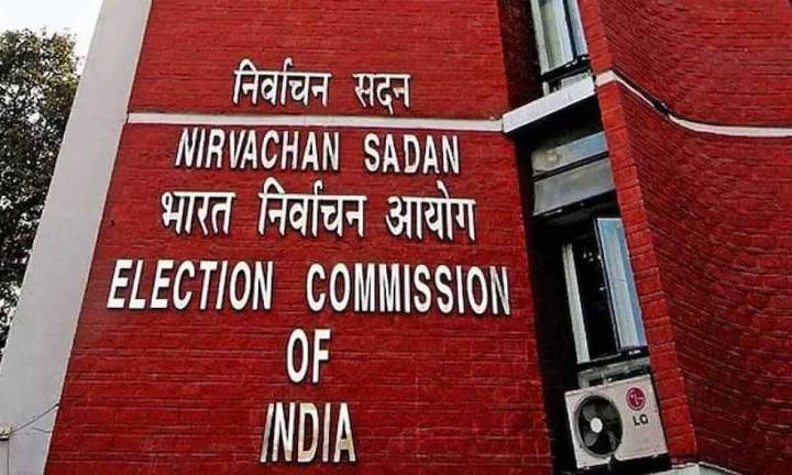 SIR in Bengal: ECI crackdown on BLAs, BLOs over 'irregularities'