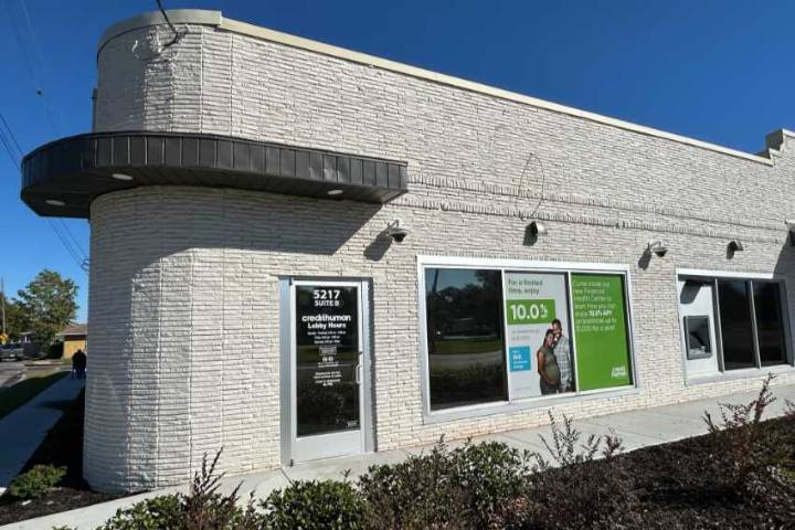Credit Human opens new Gentilly financial health center