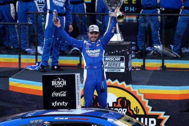 A late caution robs Hamlin of NASCAR title in probable final year of championship format
